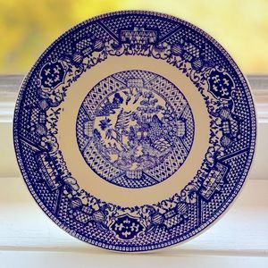 VINTAGE PORCELAIN PLATE